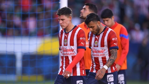 ¿Más problemas? Chivas no podría tener separados por mucho tiempo a Vega y Chicote