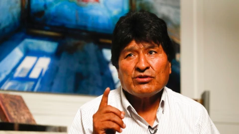 El expresidente boliviano Evo Morales habla durante una entrevista con The Associated Press en la Ciudad de M&eacute;xico, el jueves 14 de noviembre de 2019. Imagen: AP.