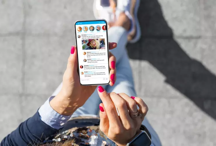 WhatsApp: ¿para qué sirve el nuevo ícono de doble flecha?