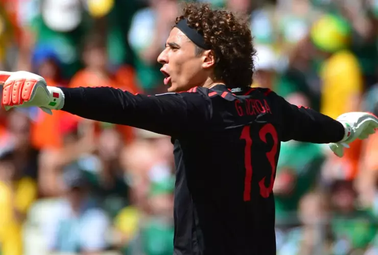 Memo Ochoa Jesús Corona