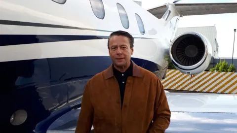 Alfredo Adame también fue burlado por sus saludos personalizados