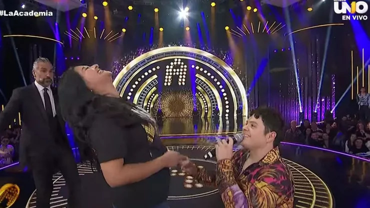 La Academia: Eduardo Meza le pidió matrimonio a su pareja en pleno escenario