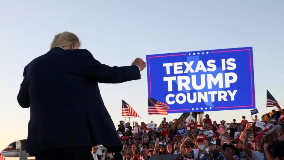 Donald Trump inicia campaña en Texas