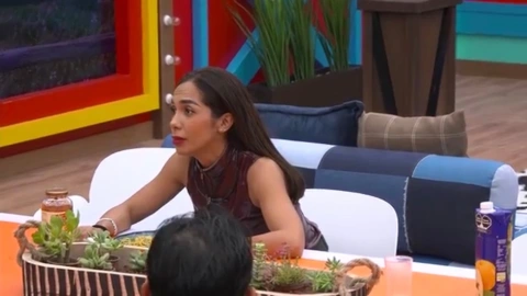 “Yo como una vez al día”: Esta es la dieta que la influencer Pao Castillo compartió en la experiencia 24/7 de la Granja VIP Segunda temporada