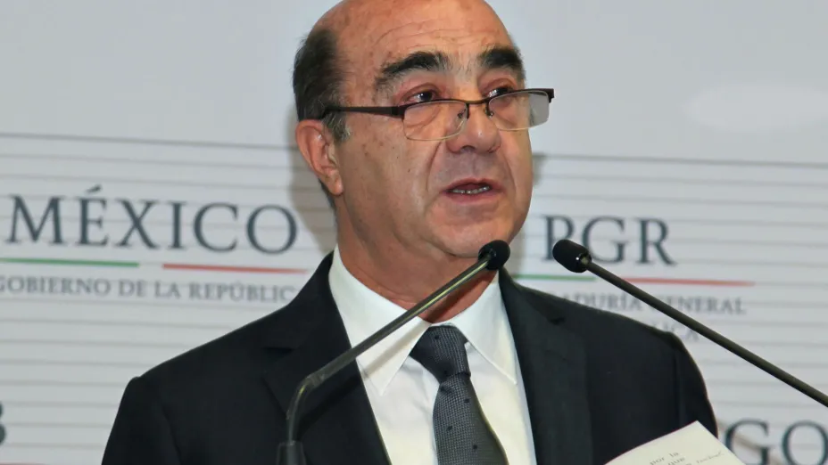 Murillo Karam audiencia1.jpg