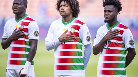 Surinam es el pa&iacute;s de la Copa Oro 2025 con m&aacute;s futbolistas en Europa