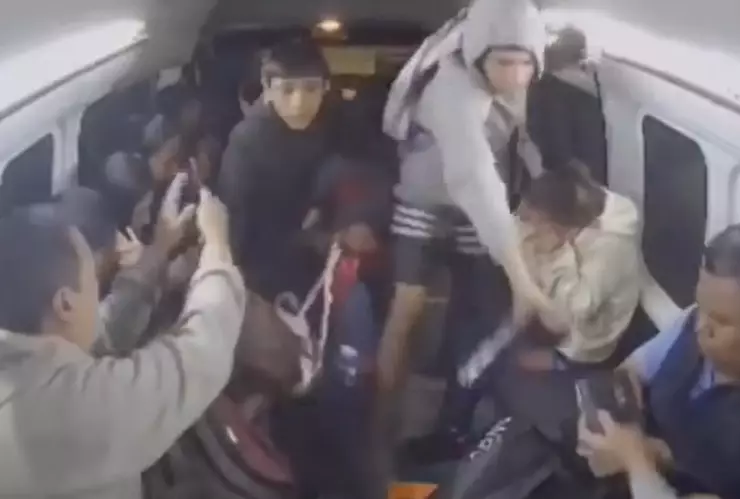 Uno de los ladrones portaba un arma de fuego.