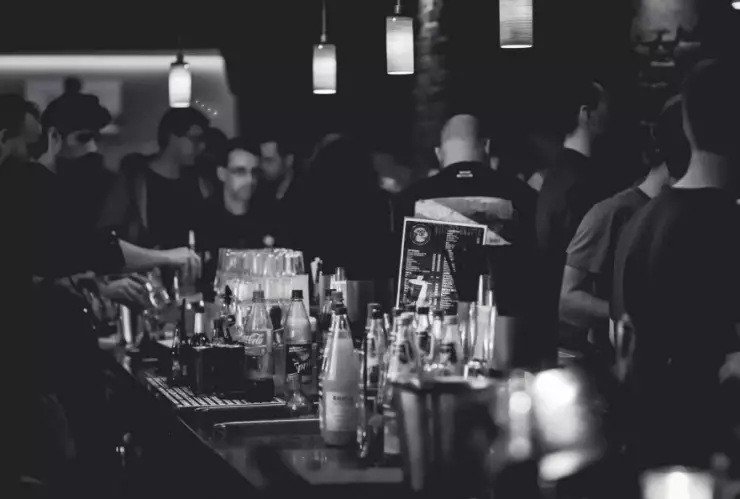 Increíble pero cierto - Sacan un helado sabor bar de mala muerte