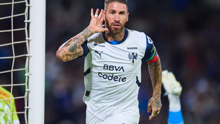 Sergio Ramos festejan gol con Rayados