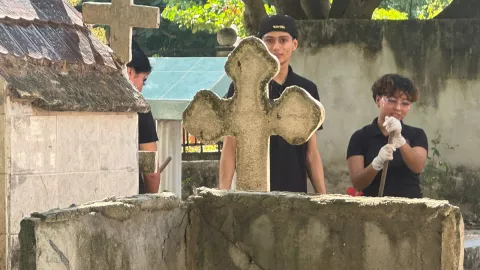 panteon los olivos cancún día de muertos 2.jpeg