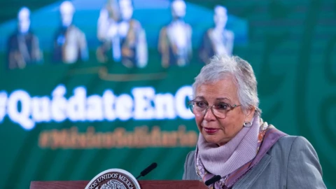 El Presidente permanece “fuerte y optimista” frente a la Covid-19, dijo Olga Sánchez Cordero.