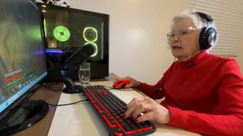 Abuela de 81 años se vuelve “gamer”