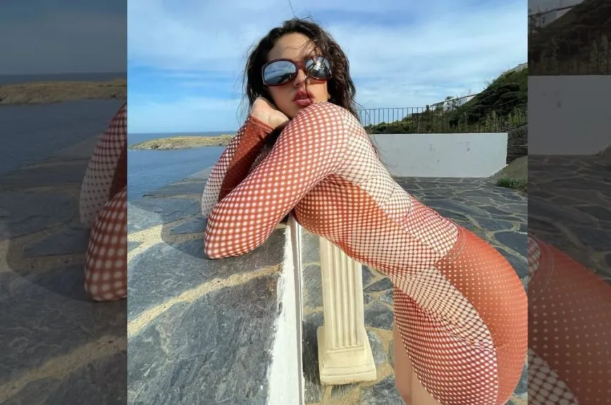 Rosalia con lentes.jpg