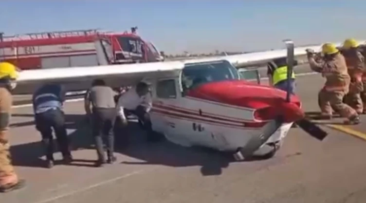 Falla tren de aterrizaje en avioneta