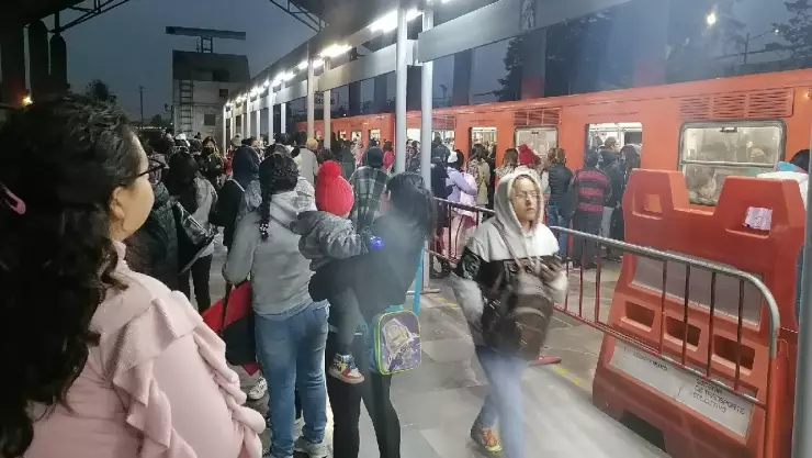 Se registran retrasos en el Metro CDMX hoy 11 de diciembre.