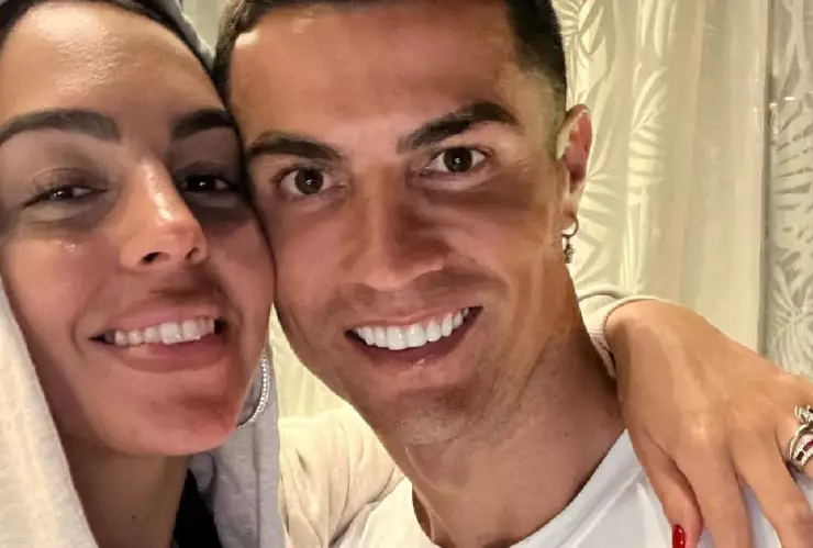 ¡OMG! El regalo de Georgina Rodríguez a Cristiano Ronaldo por Navidad.jpg
