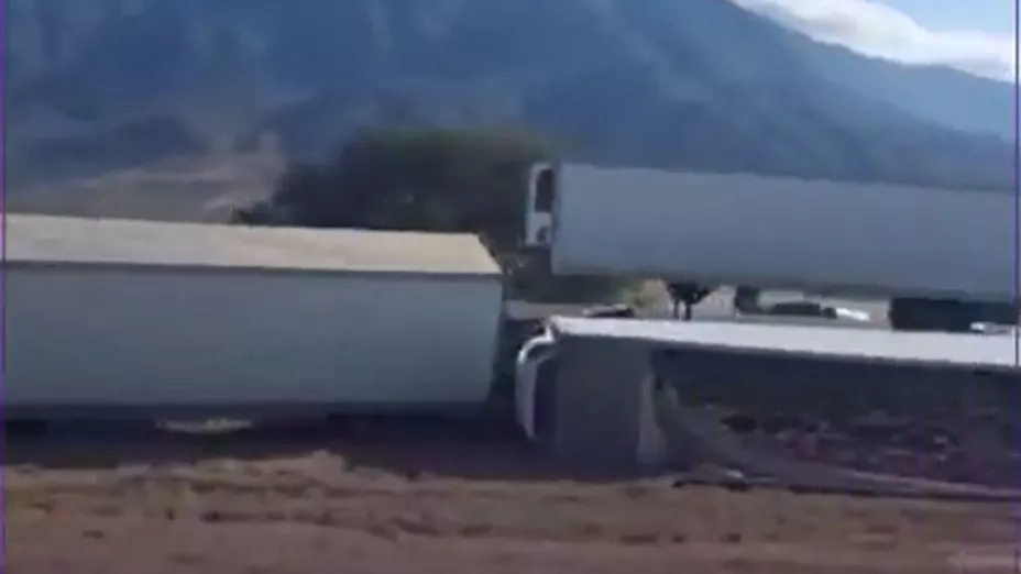 Otra vez se cerró Reportan que un tráiler se accidentó en la Autopista Guadalajara a Colima