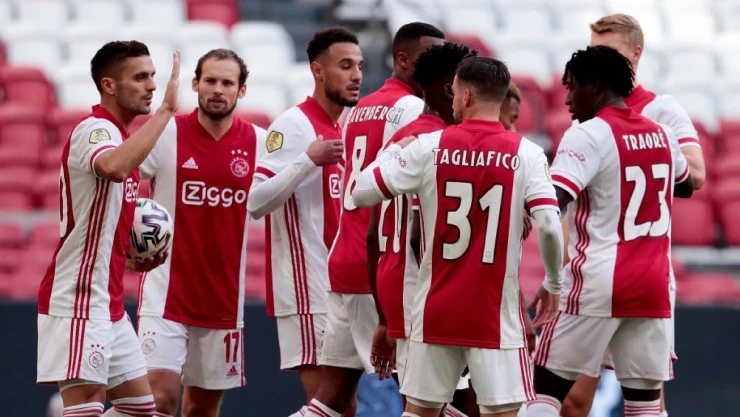 AJAX DE EDSON ÁLVAREZ lista.jpg