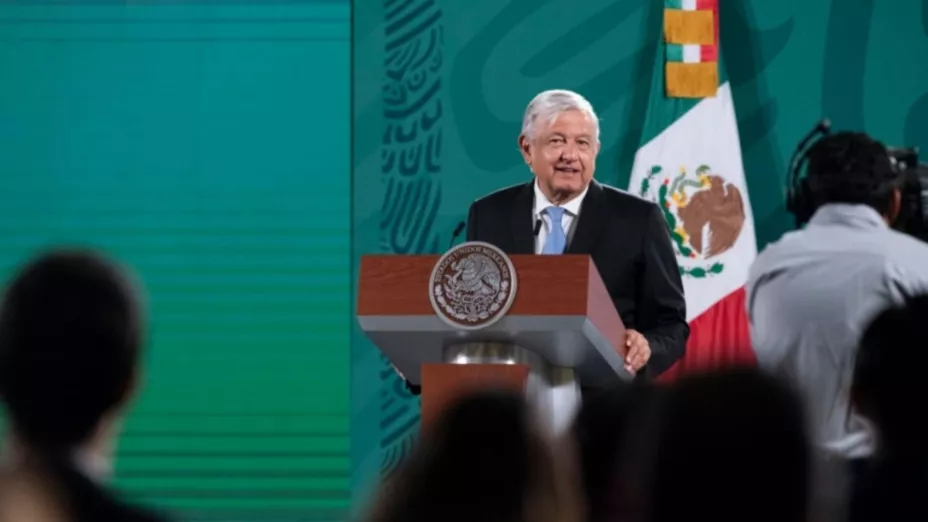 AMLO 24 JUN 21 L12 Y ADULTOS MAYORES.jpg