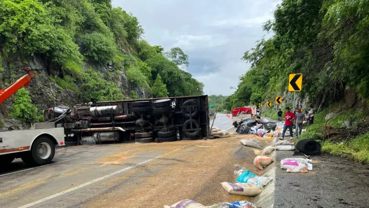 ACCIDENTE VIAL.jpg