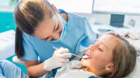 De esta manera puede ir al dentista gratis con el Programa Mujeres con Bienestar