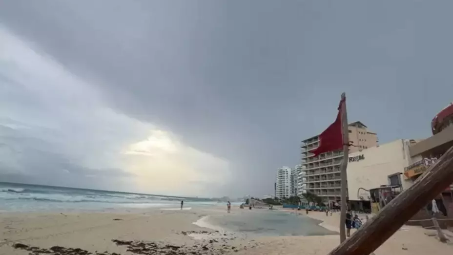 Así luce Cacnún HOY a horas de que la TORMENTA TROPICAL ‘HELENE’ llegue a Quintana Roo_ VIDEO.jpg