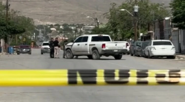 Ciudad Juárez bajo fuego: Suman siete asesinatos en ataques armados. En la imagen se observa un operativo en la frontera tras una serie de ejecuciones en diversos ataques armados en la entidad.
