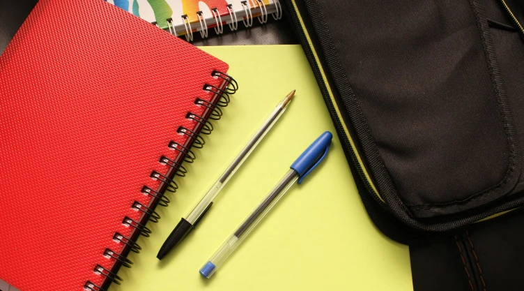dónde comprar útiles escolares baratos CDMX