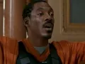 Te contamos por qué a Eddie Murphy lo atraparon con una chica trans y qué hacía con ella. (Escenas de la película ‘El negociador’ por Azteca 7)