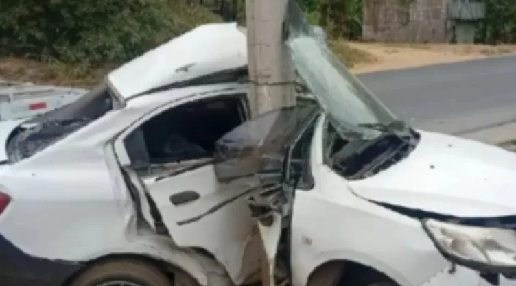 /al-extremo/video-conductora-sufre-accidente-auto-destruido-pb-notas