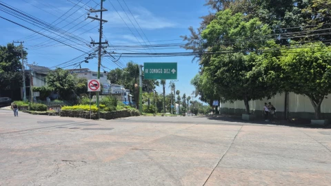 Levantan el bloqueo en la Paloma de la Paz en Cuernavaca.