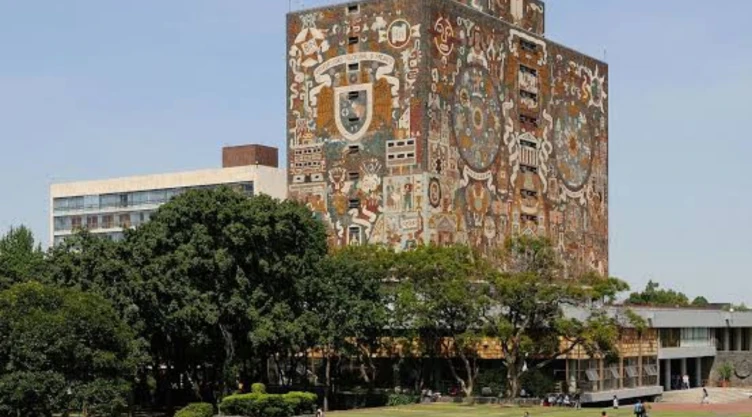 Denuncias contra fraudes en el examen de licenciatura de la UNAM 2026