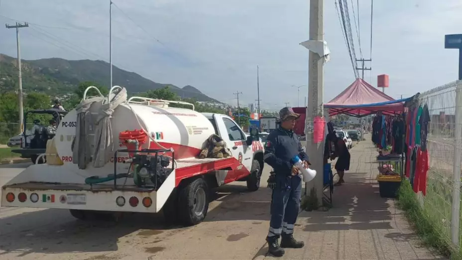 Prevención en Acapulco por desarrollo de un ciclón tropical en el océano Pacífico