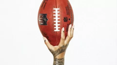 ¿Quién estará en el show de medio tiempo? Con esta fotografía, Rihanna anunció su regreso a los micrófonos y el adelanto de estar en el Super Bowl 2023