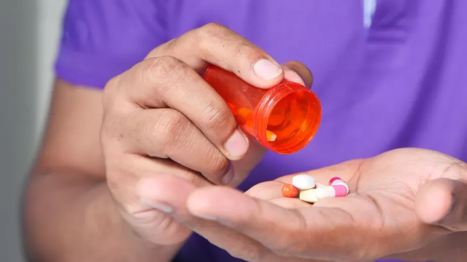 Cofepris alerta por uso de medicamentos con cefalosporinas que pueden causar convulsiones