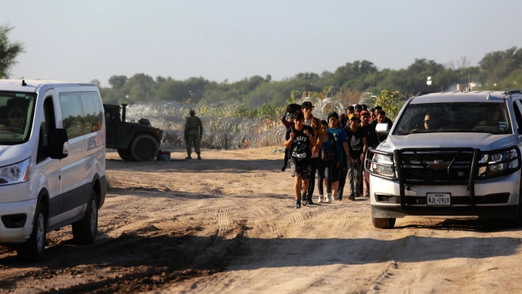 Oficiales de la CBP en la frontera de El Paso, Texas