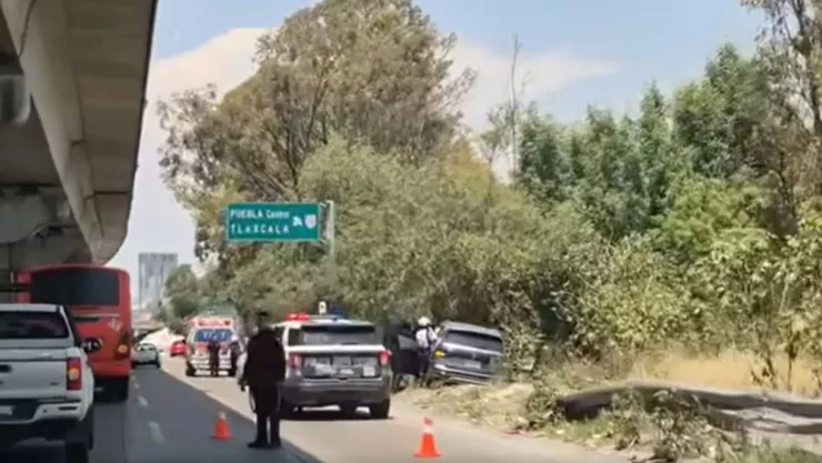Accidente paraliza la autopista México-Puebla hoy: Caos vial en La María
