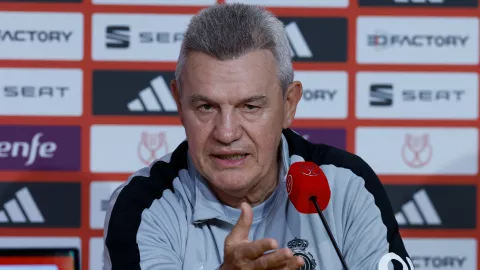 Javier Aguirre en conferencia de prensa con el Mallorca