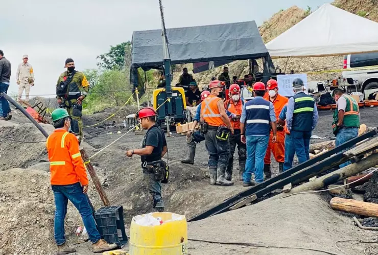 Hallan los cuerpos de 4 mineros en Múzquiz; siguen labores de rescate