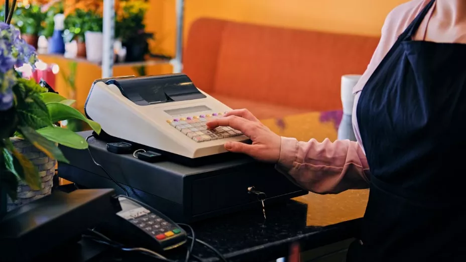 Ley silla en México cuándo entra en vigor la iniciativa que establece descansos al trabajar de pie