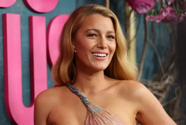 Blake Lively se considera tímida