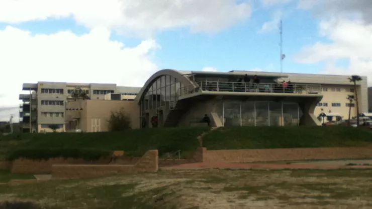 Suspensión de clases en UABC Valle de las Palmas por vientos de Santa Ana en Tijuana hoy jueves 23 de enero de 2025