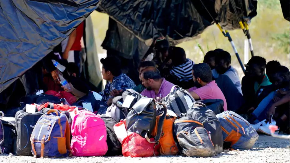 Migrantes en el sector de Tucson entre México y EU.Migrantes en el sector de Tucson entre México y EU.