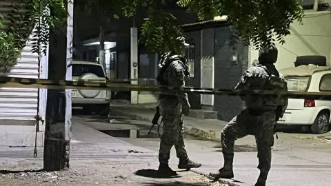 Atacan a balazos una casa en Barrancos, Culiacán