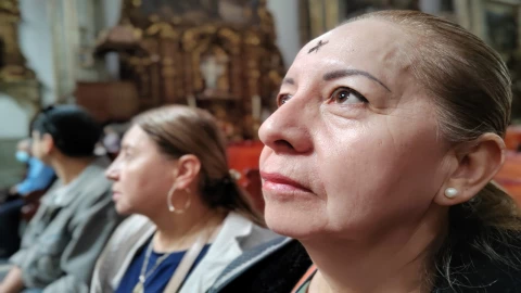 Miércoles-de-Ceniza-2024-De-qué-está-hecho-el-polvo-que-te-ponen-en-la-frente
