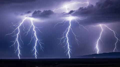Video. Tormentas eléctricas azotan el sur de Baja California.jpg