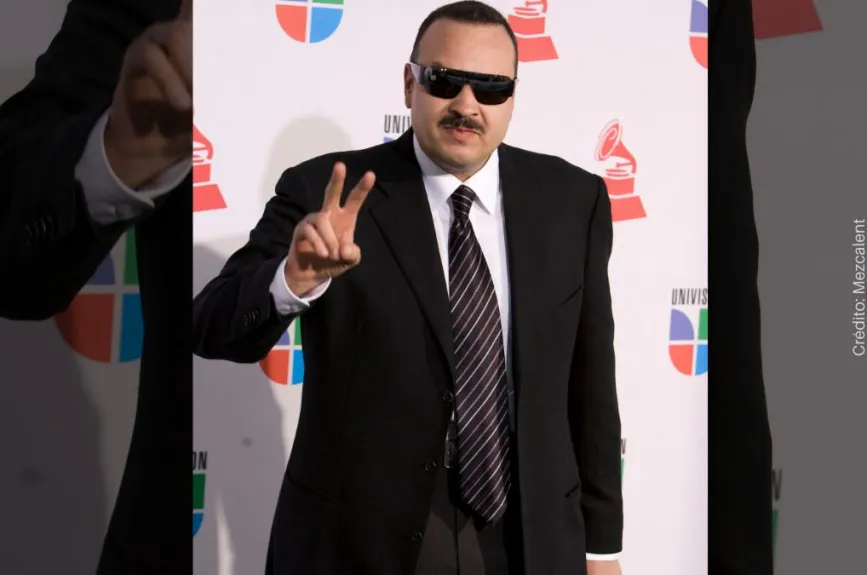 Pepe Aguilar es feliz sin Angela (8).jpg