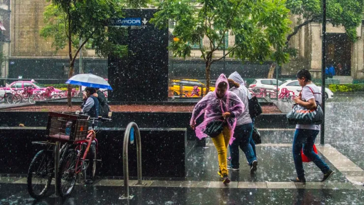 Clima en CDMX: A qué hora inician las lluvias y temperatura para este jueves 17 de septiembre