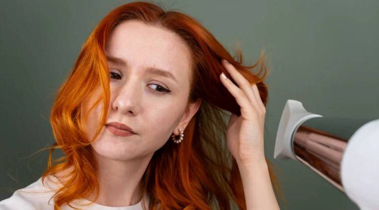 Cómo secar el pelo con secador o difusor y no dañar
