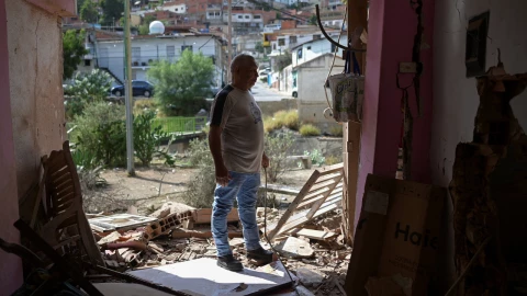 Escombros de edificio destruído